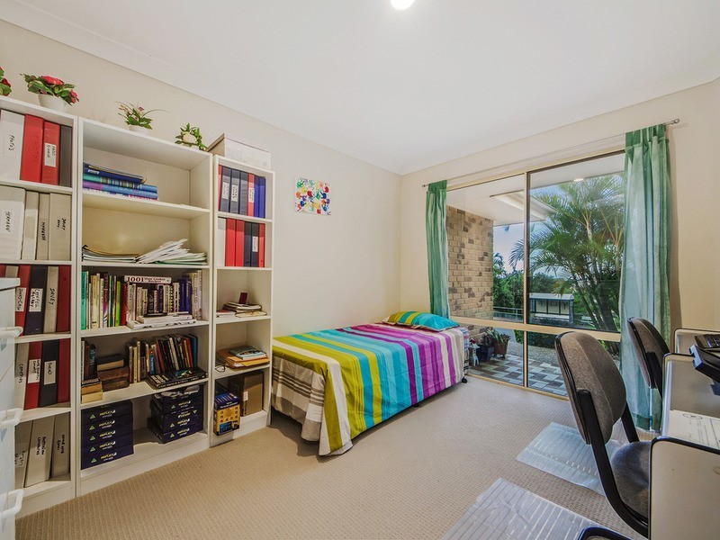 4 Kintyre Crescent, Banora Point NSW 2486