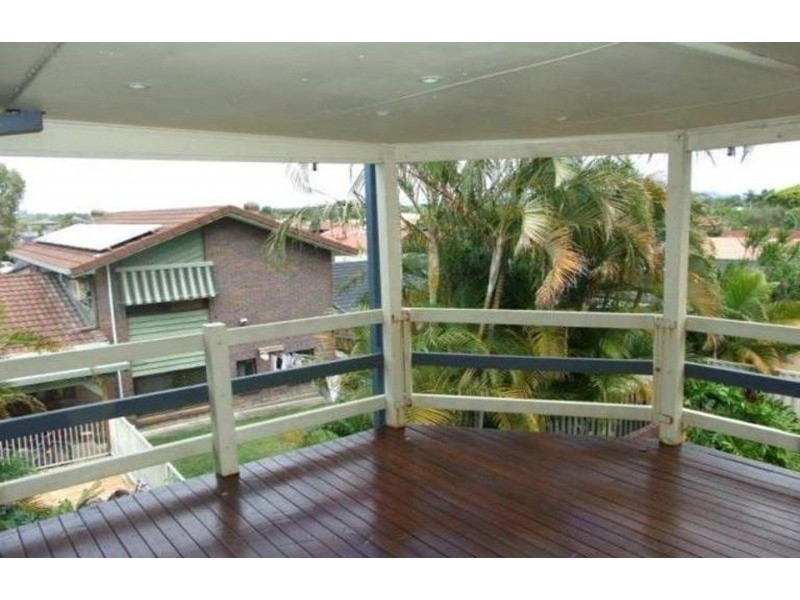 2/8 Mariners  Crescent, Banora Point NSW 2486