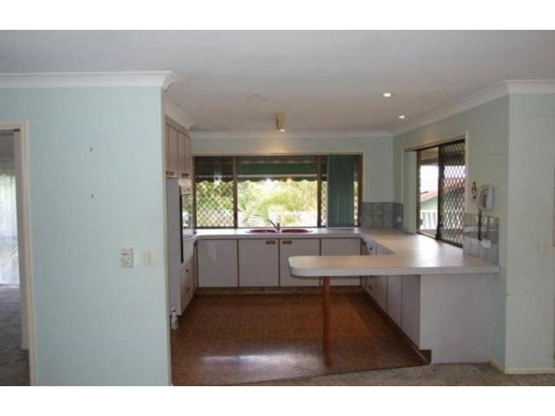 2/8 Mariners  Crescent, Banora Point NSW 2486
