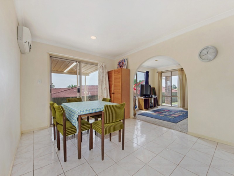 2/30 Nandina  Terrace, Banora Point NSW 2486