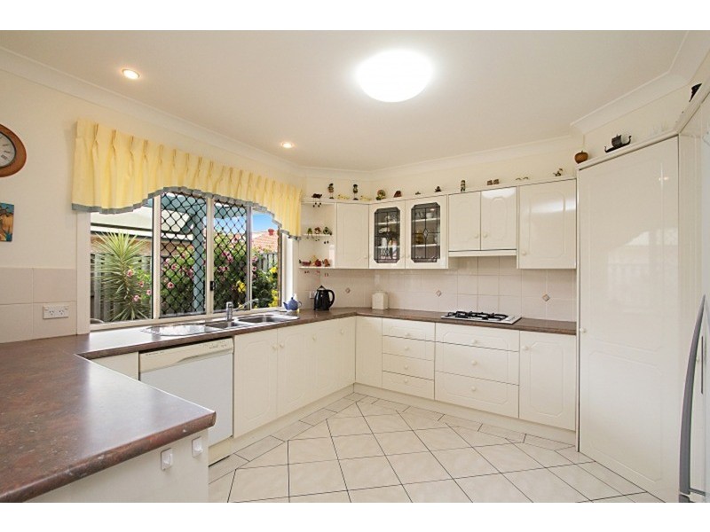11 Kimberley Circuit, Banora Point NSW 2486