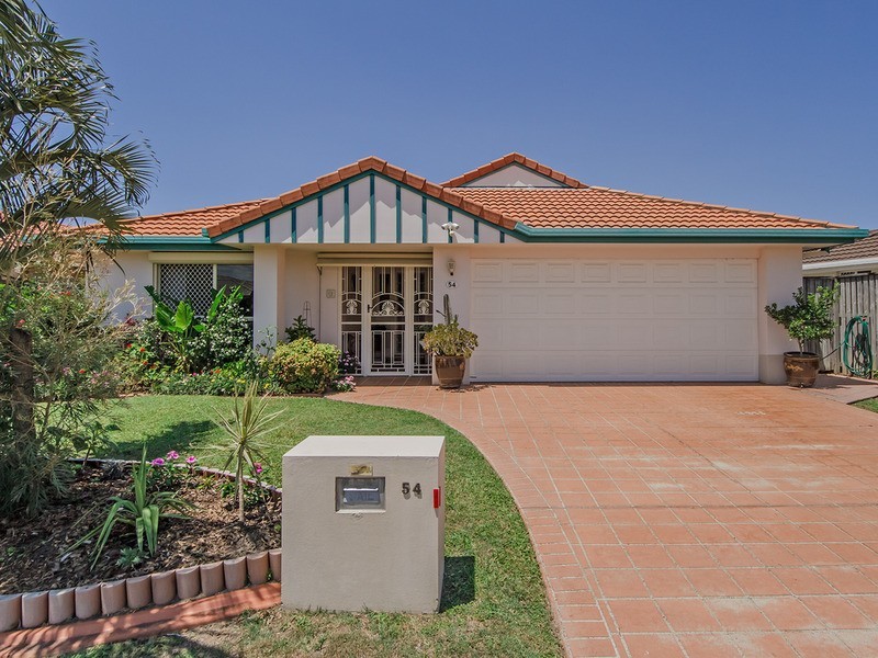 54 Winders Place, Banora Point NSW 2486