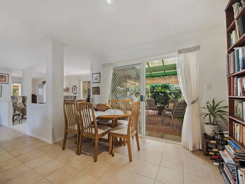 54 Winders Place, Banora Point NSW 2486