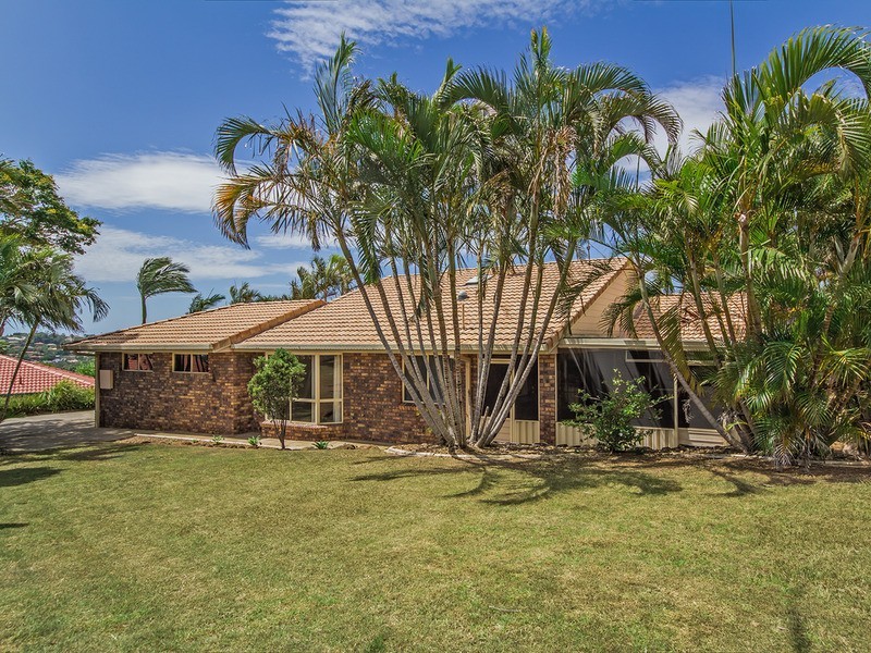 27 Oakland Parade, Banora Point NSW 2486