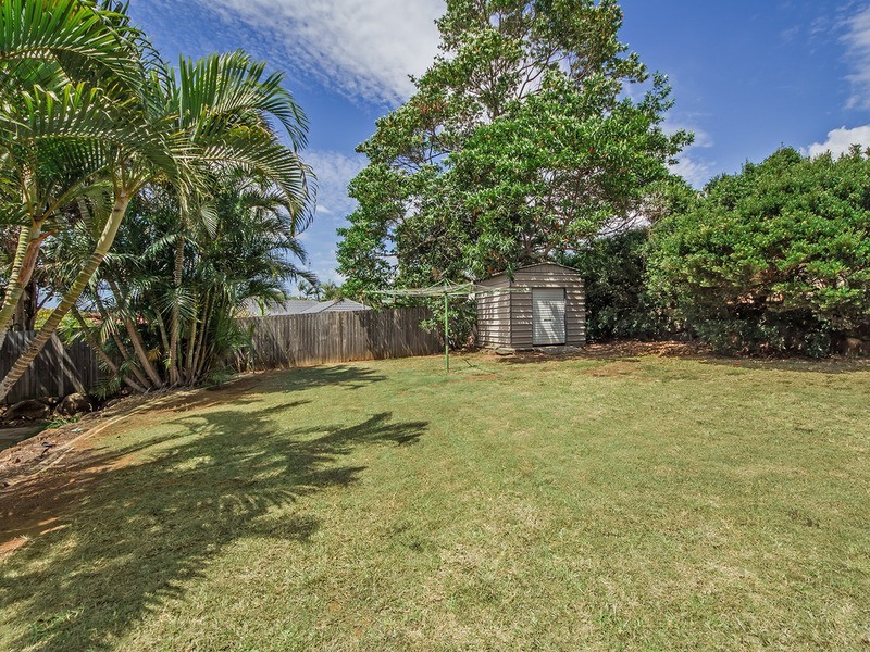 27 Oakland Parade, Banora Point NSW 2486