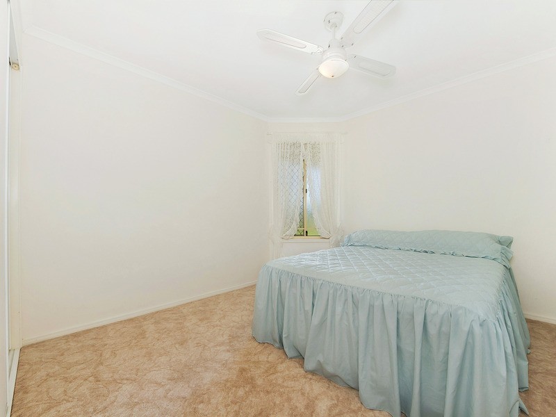 12 Riversdale Boulevard, Banora Point NSW 2486