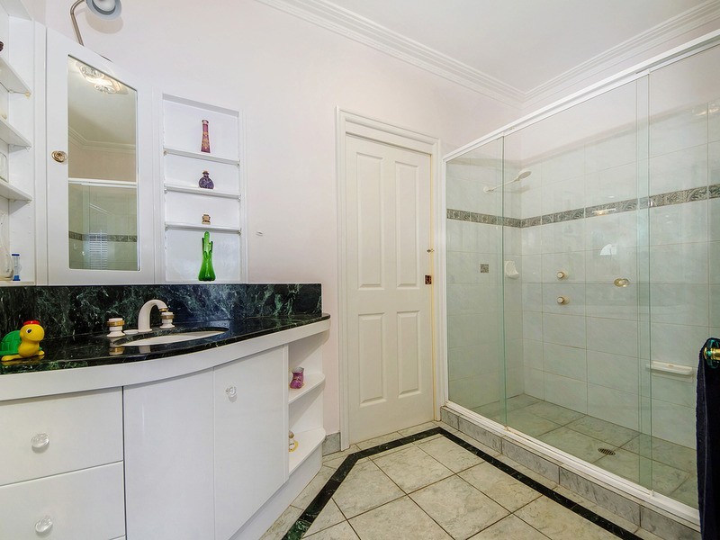 40 Castlecrag Avenue, Banora Point NSW 2486