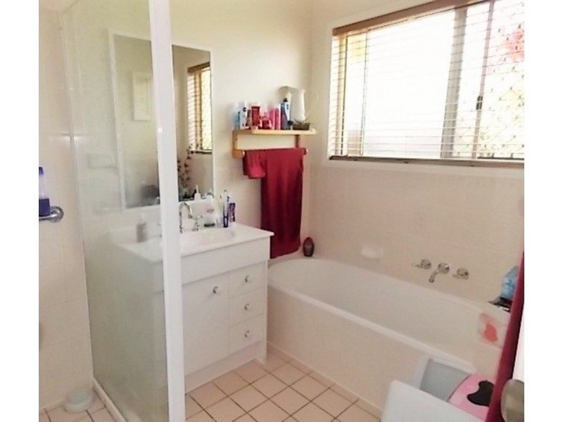 18/1 Cromer  Court, Banora Point NSW 2486