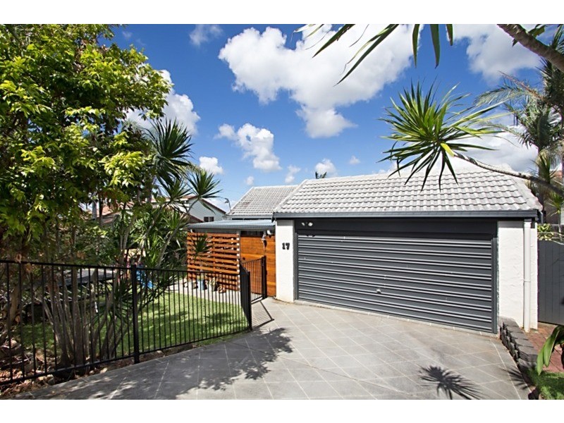 17 Seaview Street, Tweed Heads South NSW 2486