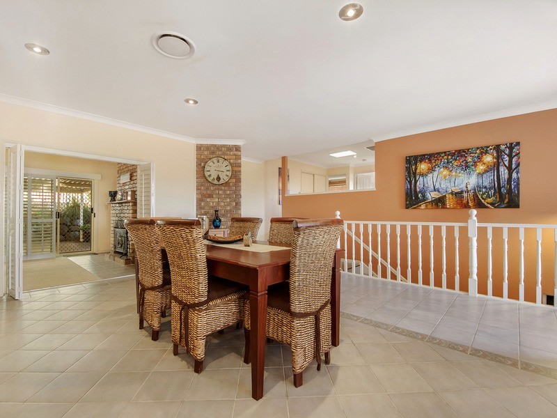 40 Cominan Avenue, Banora Point NSW 2486