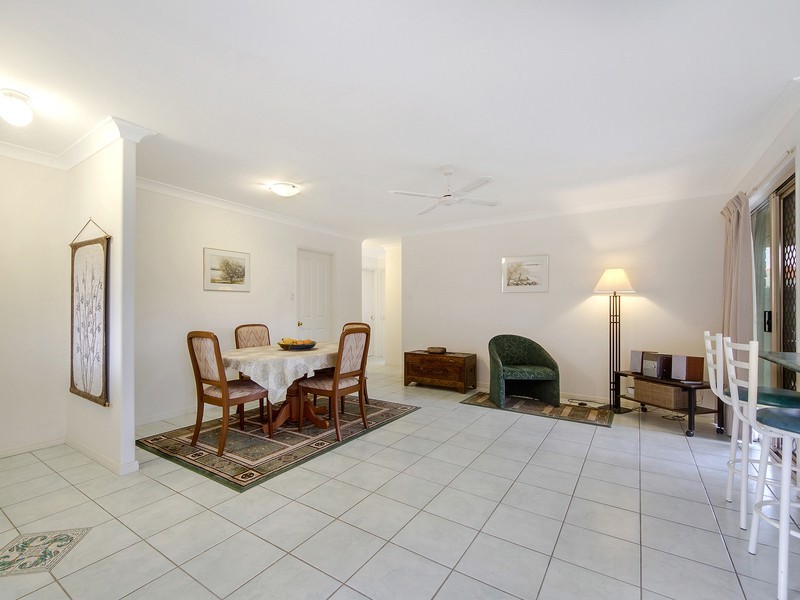 2/43 Riversdale Boulevard, Banora Point NSW 2486