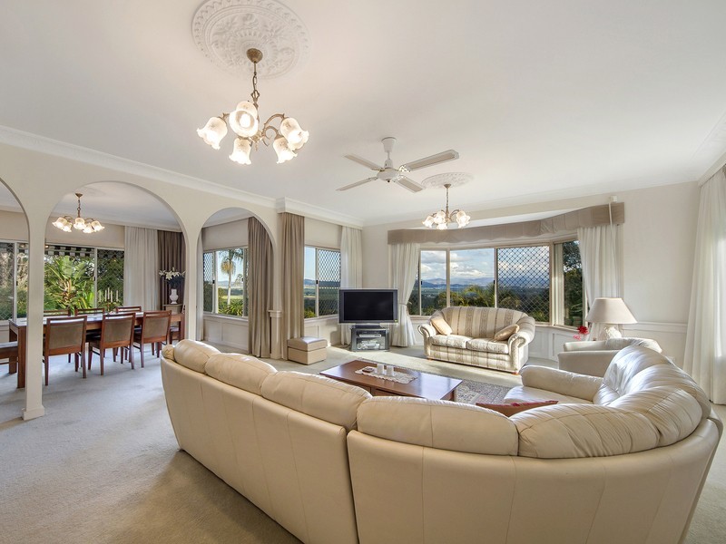 8 Balfours Road, Terranora NSW 2486