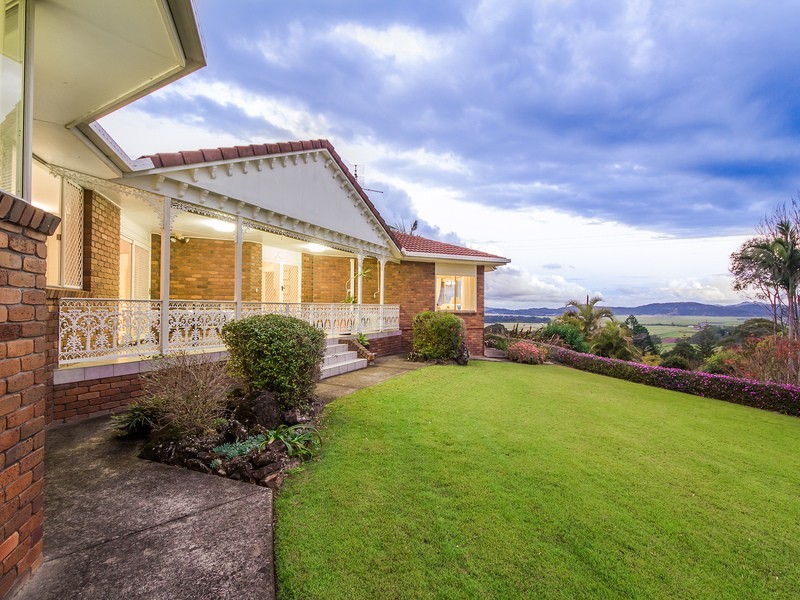 8 Balfours Road, Terranora NSW 2486