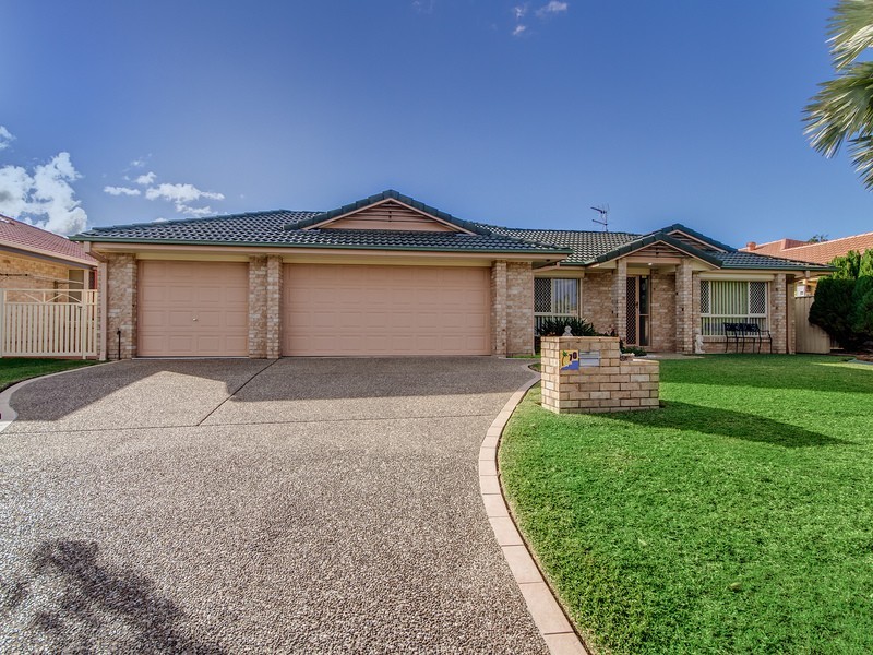 70 Riversdale Boulevard, Banora Point NSW 2486