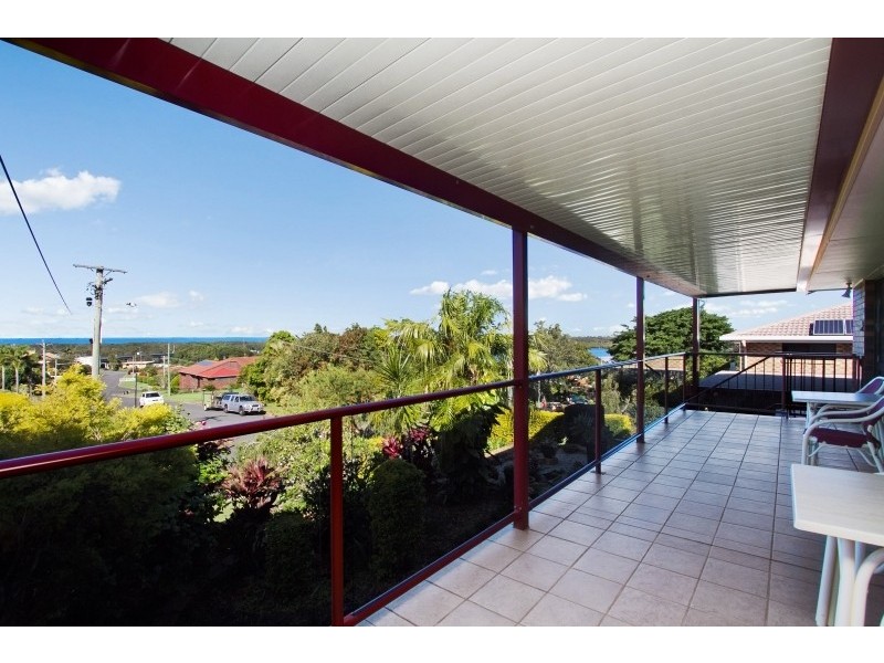 4 Mibbin Parade, Banora Point NSW 2486