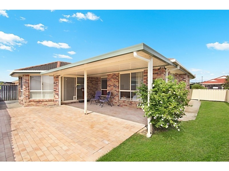 66 Winders Place, Banora Point NSW 2486