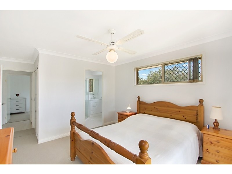 66 Winders Place, Banora Point NSW 2486
