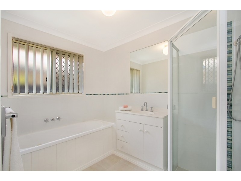 66 Winders Place, Banora Point NSW 2486