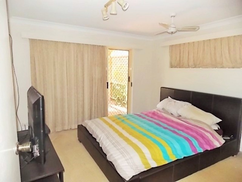 43 Cominan Avenue, Banora Point NSW 2486