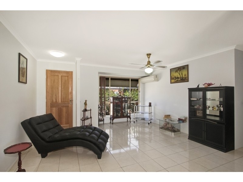 2/39 Covent Gardens Way, Banora Point NSW 2486
