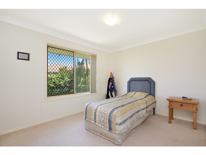 24 Narara Crescent, Banora Point NSW 2486