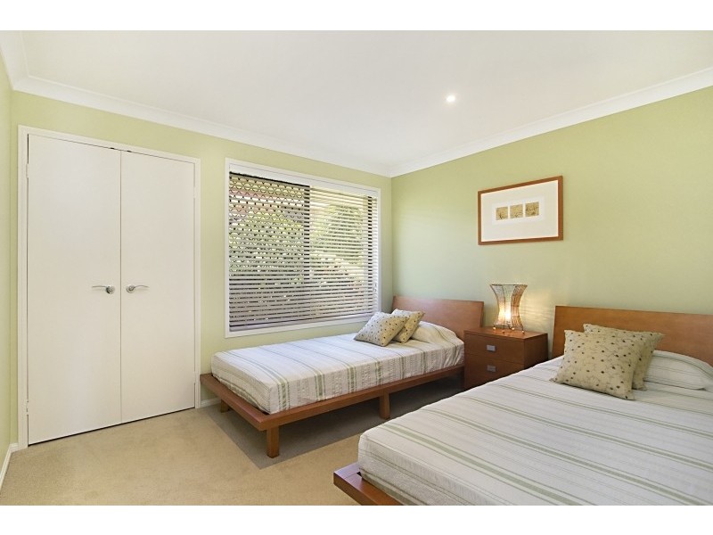 15 Oakland Parade, Banora Point NSW 2486