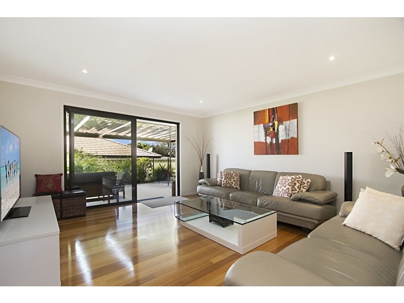 15 Oakland Parade, Banora Point NSW 2486