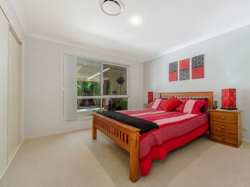 71 Avondale Drive, Banora Point NSW 2486