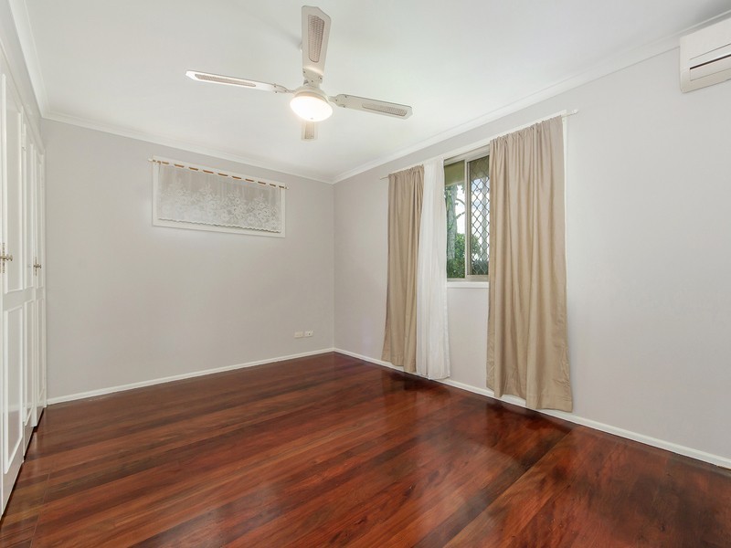 26 Oyster Point Road, Banora Point NSW 2486