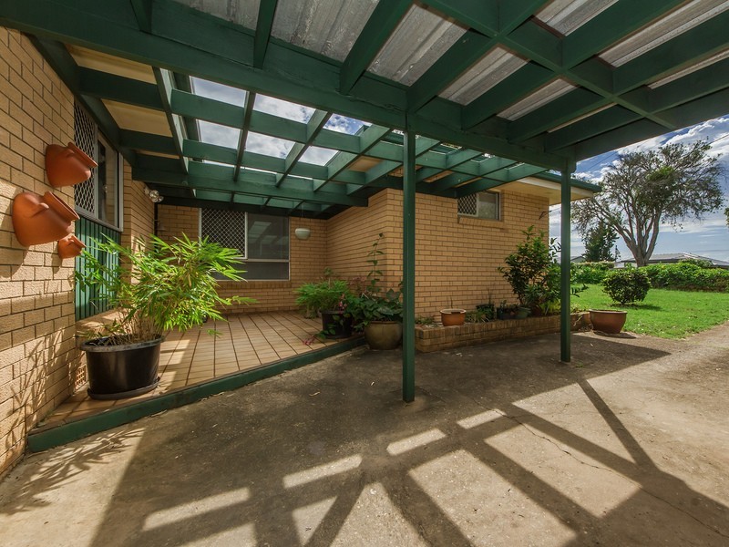 26 Oyster Point Road, Banora Point NSW 2486