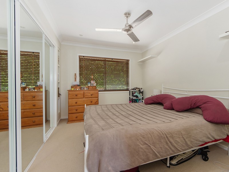 27 Laura Street, Banora Point NSW 2486