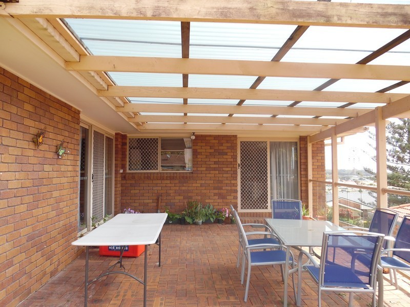 44 Castlecrag Avenue, Banora Point NSW 2486