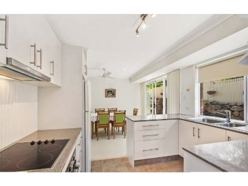 31 Martinelli Avenue, Banora Point NSW 2486