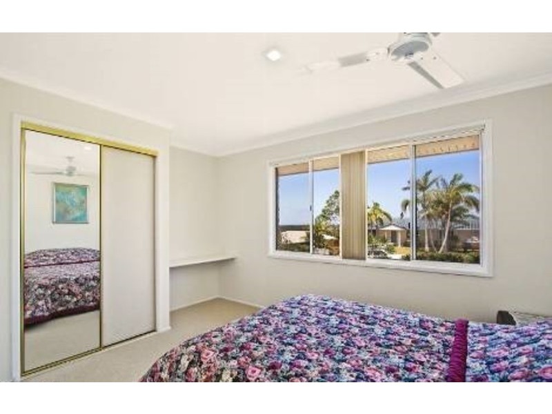 31 Martinelli Avenue, Banora Point NSW 2486