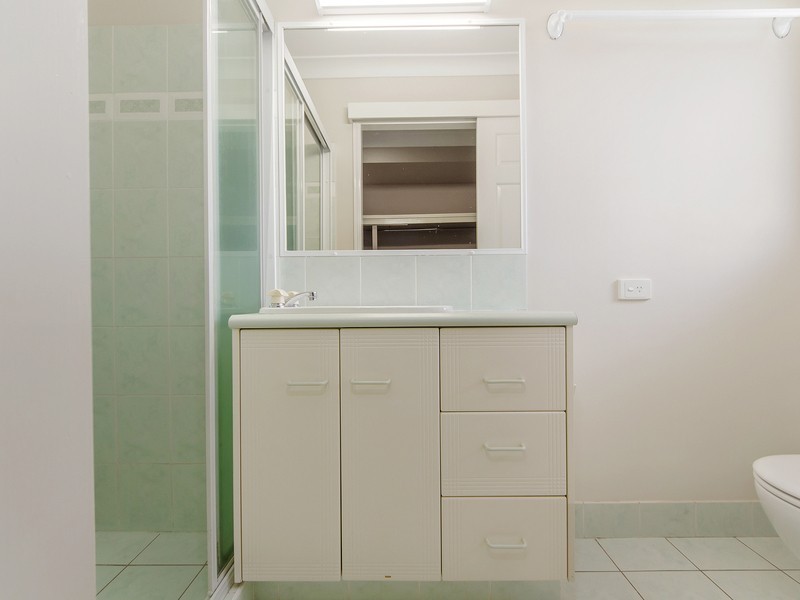 14 Clonakilty Close, Banora Point NSW 2486