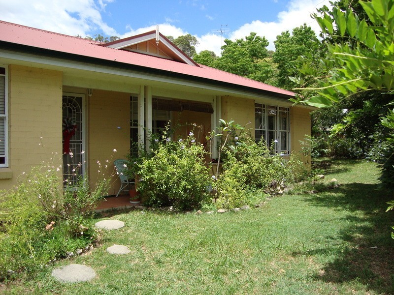 82 Lonsdale Avenue, Berowra Heights NSW 2082