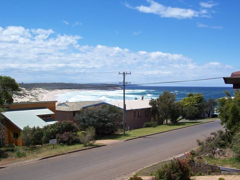 7 Curvers Drive, Manyana NSW 2539
