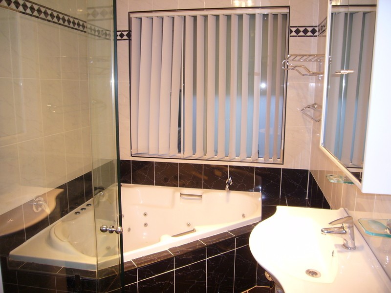 2/115 Ernest Street, Wiley Park NSW 2195