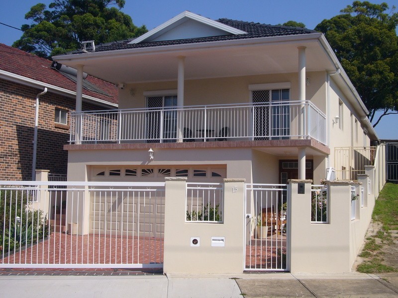 15 Edmund Street, Beverly Hills NSW 2209