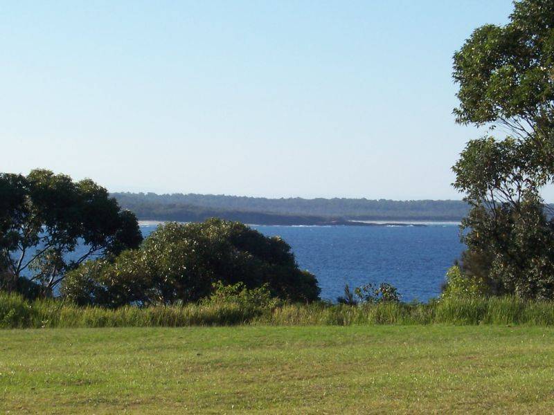 10 Boronia Street, Bendalong NSW 2539