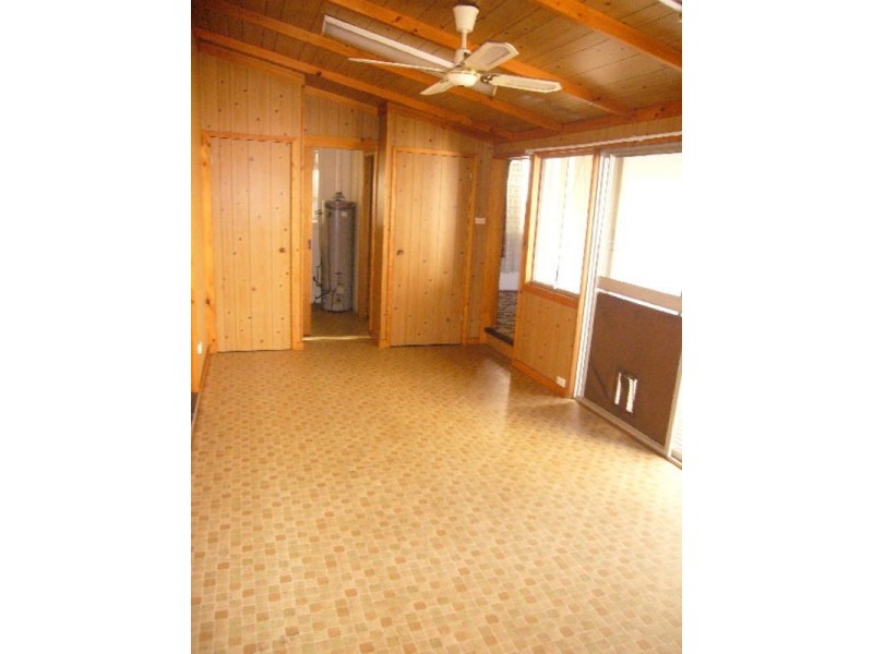 98 Shorter Avenue, Roselands NSW 2196