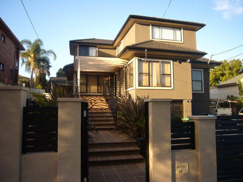 32 Nicoll Street, Roselands NSW 2196