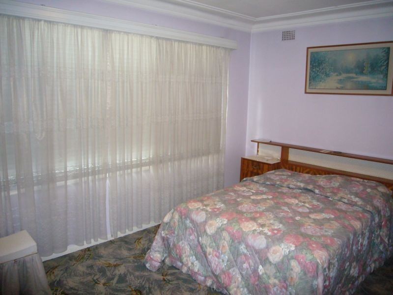 10 Enid  Avenue, Roselands NSW 2196