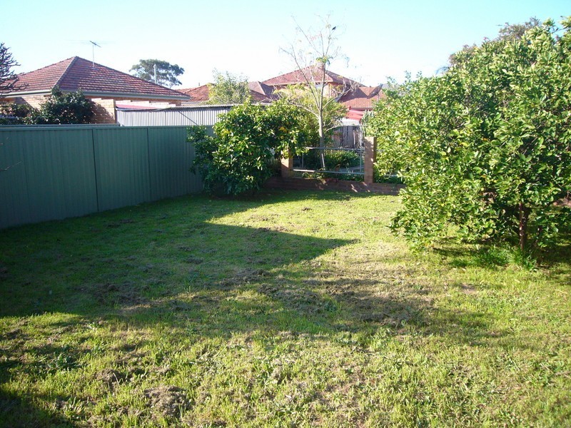 19 Frederick Avenue, Beverly Hills NSW 2209