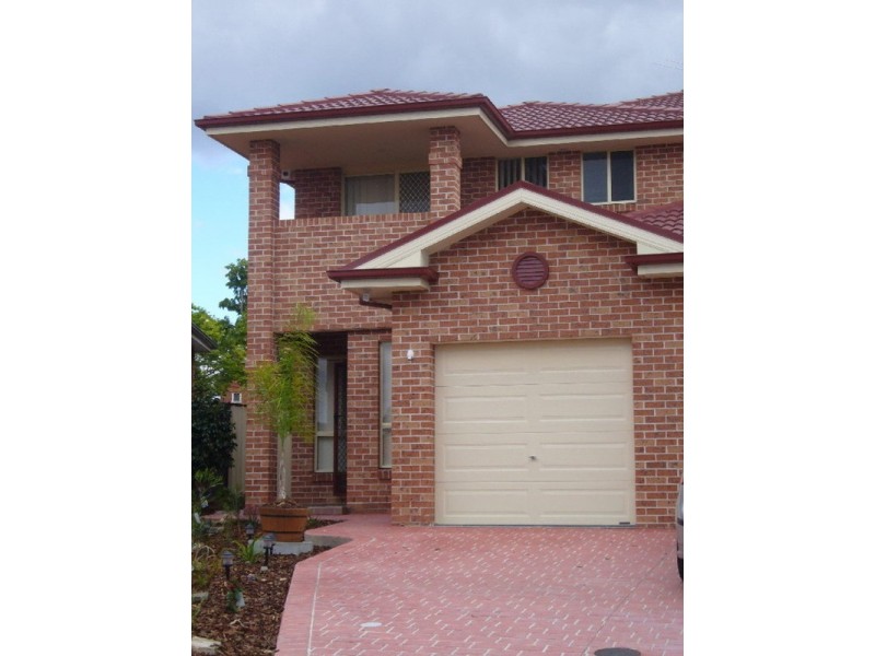 10 Zuttion Avenue, Beverly Hills NSW 2209