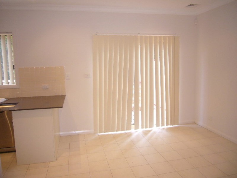 10 Zuttion Avenue, Beverly Hills NSW 2209