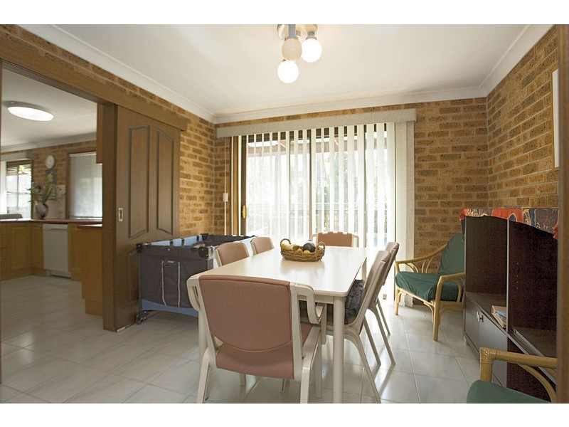 9 Leon Avenue, Roselands NSW 2196