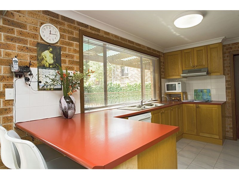 9 Leon Avenue, Roselands NSW 2196