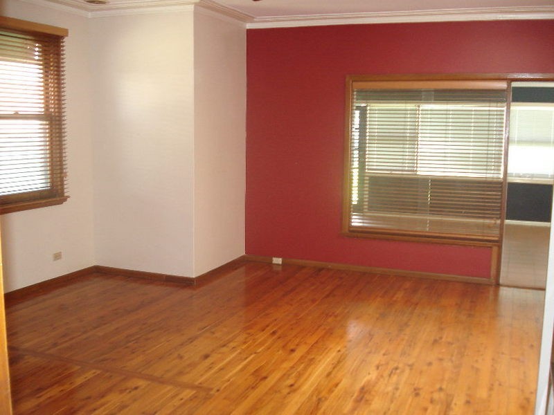 145 Moorefields Road, Roselands NSW 2196