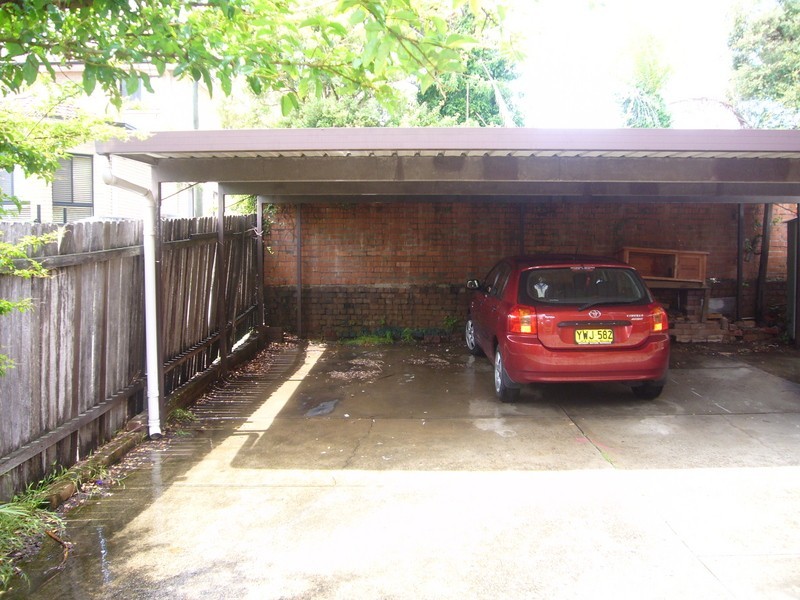 2/33 Bungalow Road, Roselands NSW 2196